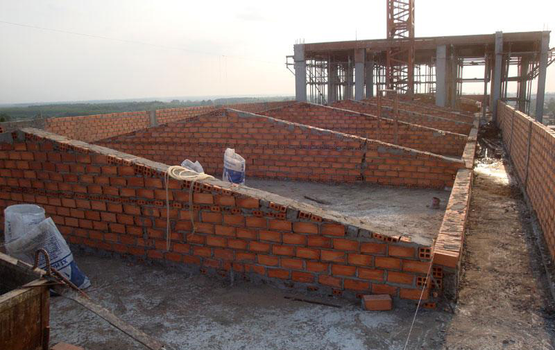 Khái niệm tường thu hồi trong xây dựng